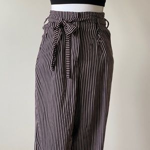 VALIJA BLACK STRAIGHT BOTTOM